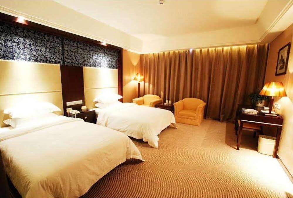 Phoenix Grand Hotel Fenghuang Εξωτερικό φωτογραφία