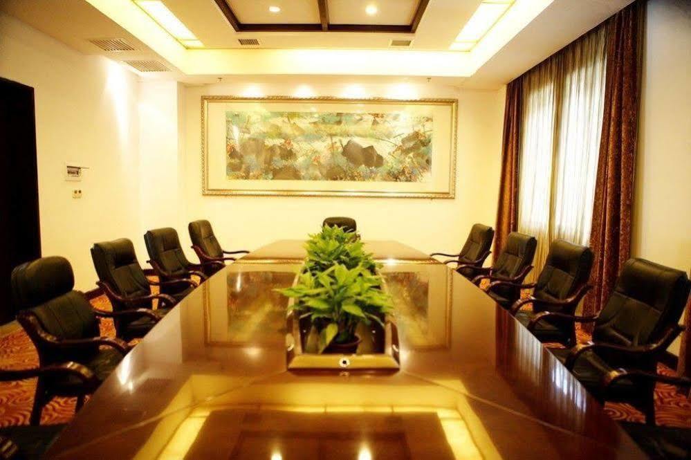 Phoenix Grand Hotel Fenghuang Εξωτερικό φωτογραφία